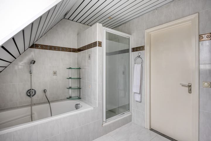 Photo 33 of Briljant 7