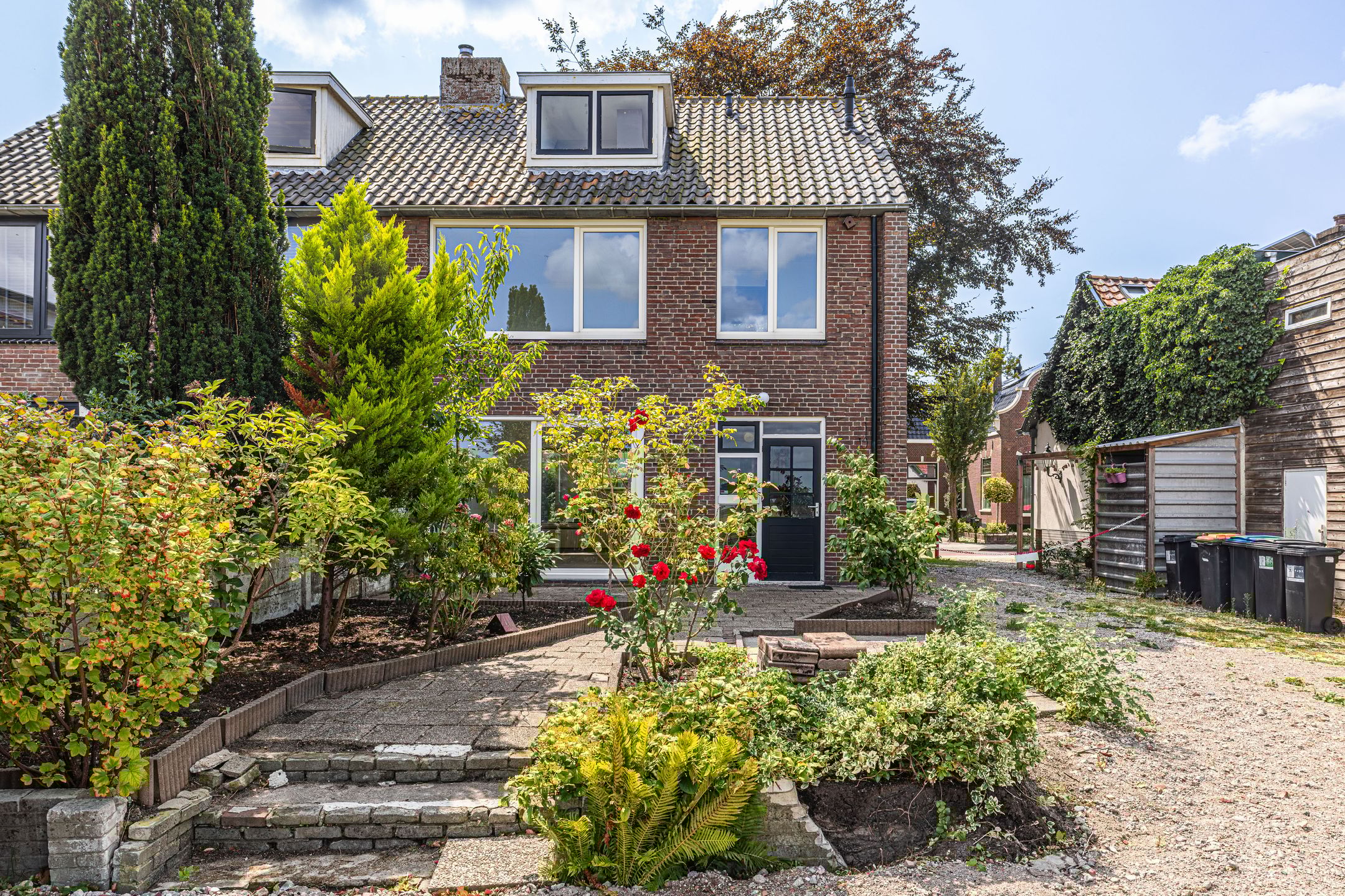 Photo 30 of Stationsweg 98-A