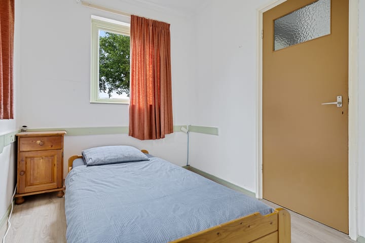 Photo 14 of J. Buiskoolweg 16