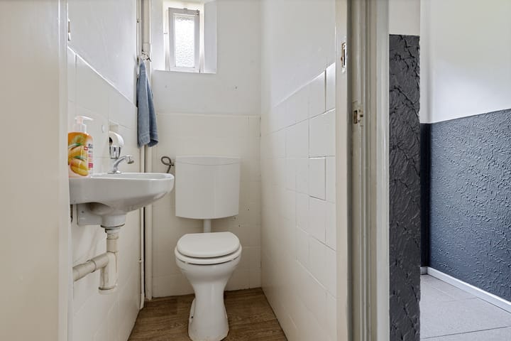 Photo 16 of J. Buiskoolweg 16