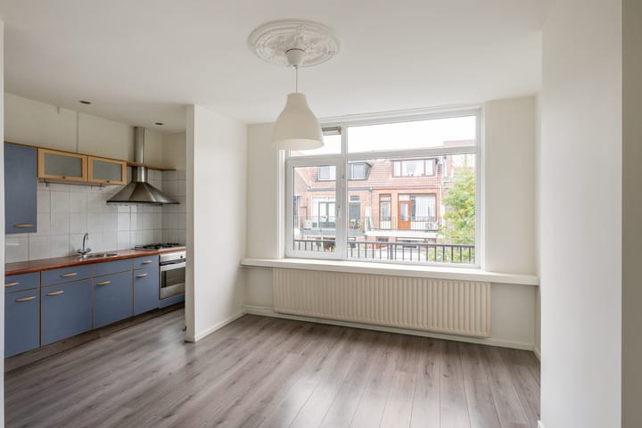 Photo 2 of Da Costastraat 33-A