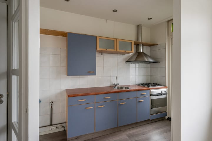 Photo 5 of Da Costastraat 33-A