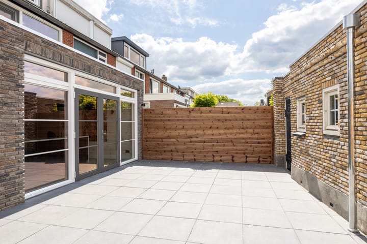 Photo 29 of Taxusstraat 16