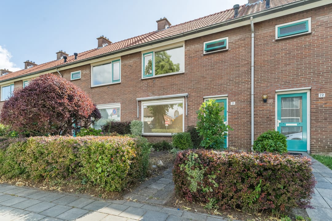 Photo 2 of Bernhardstraat 21