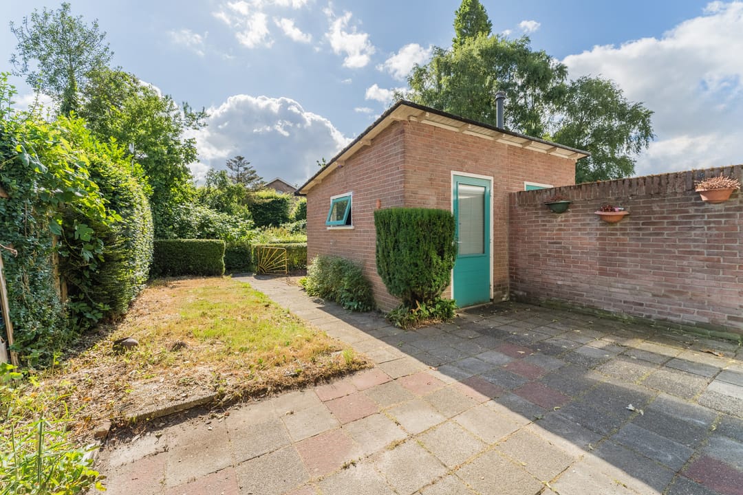 Photo 23 of Bernhardstraat 21