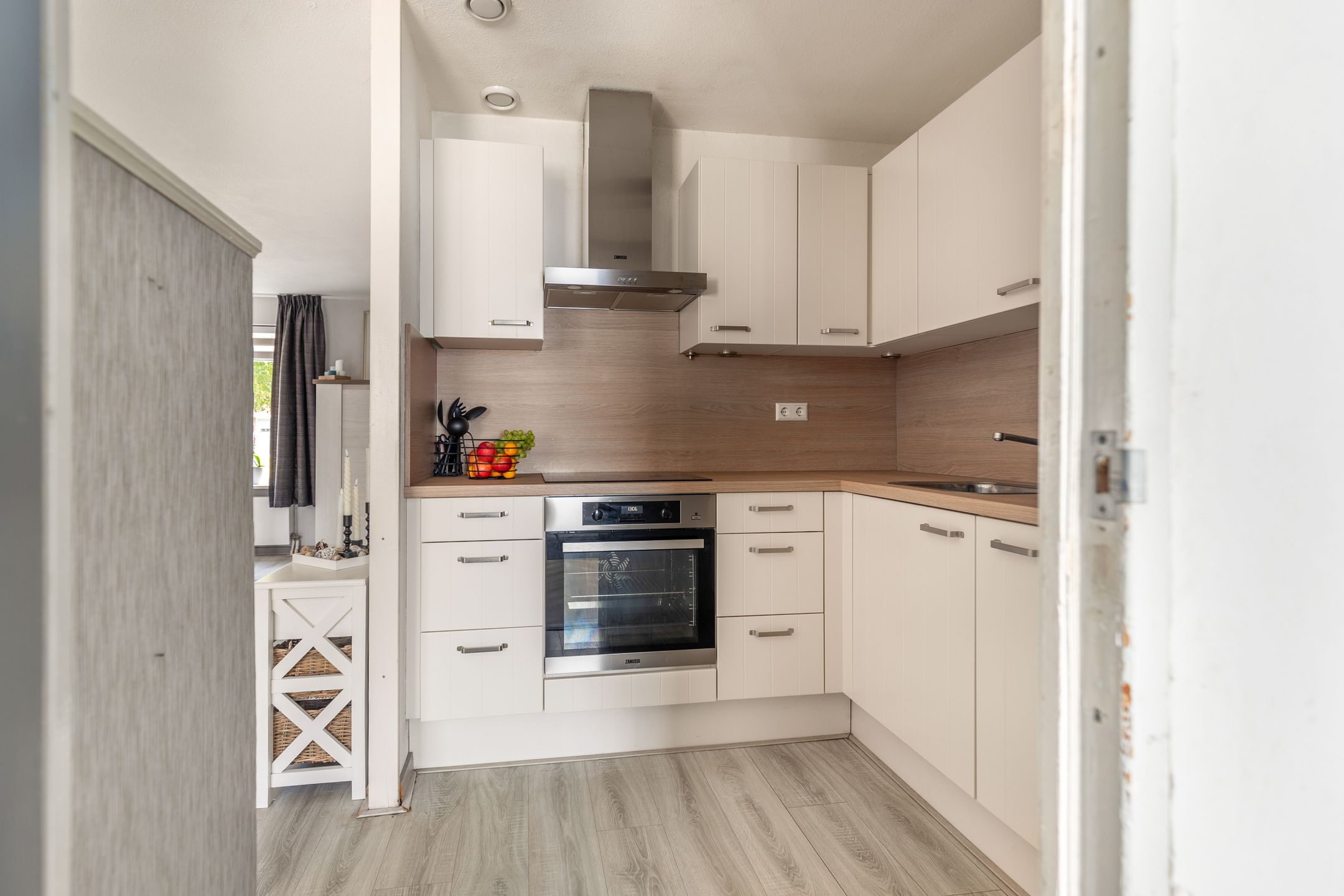 Foto 15 van Weerelaan 16