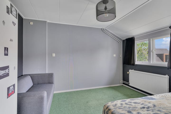 Foto 26 van Zuideinde 209