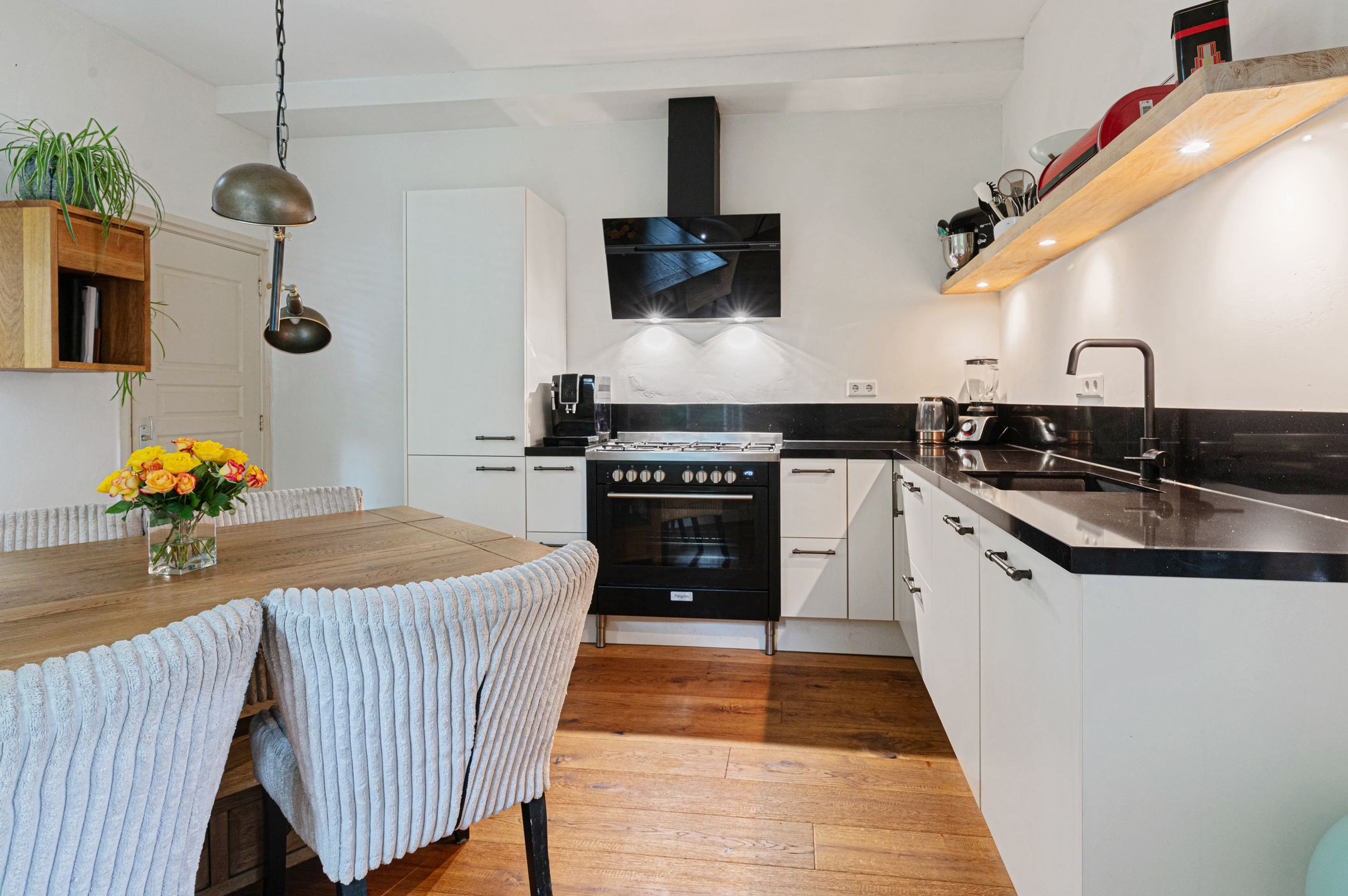 Foto 12 van Eerste Spoorstraat 39