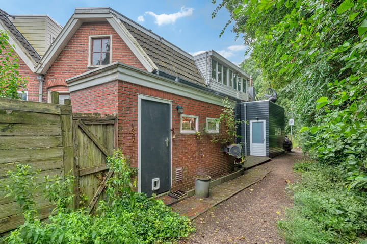 Foto 26 van Eerste Spoorstraat 39