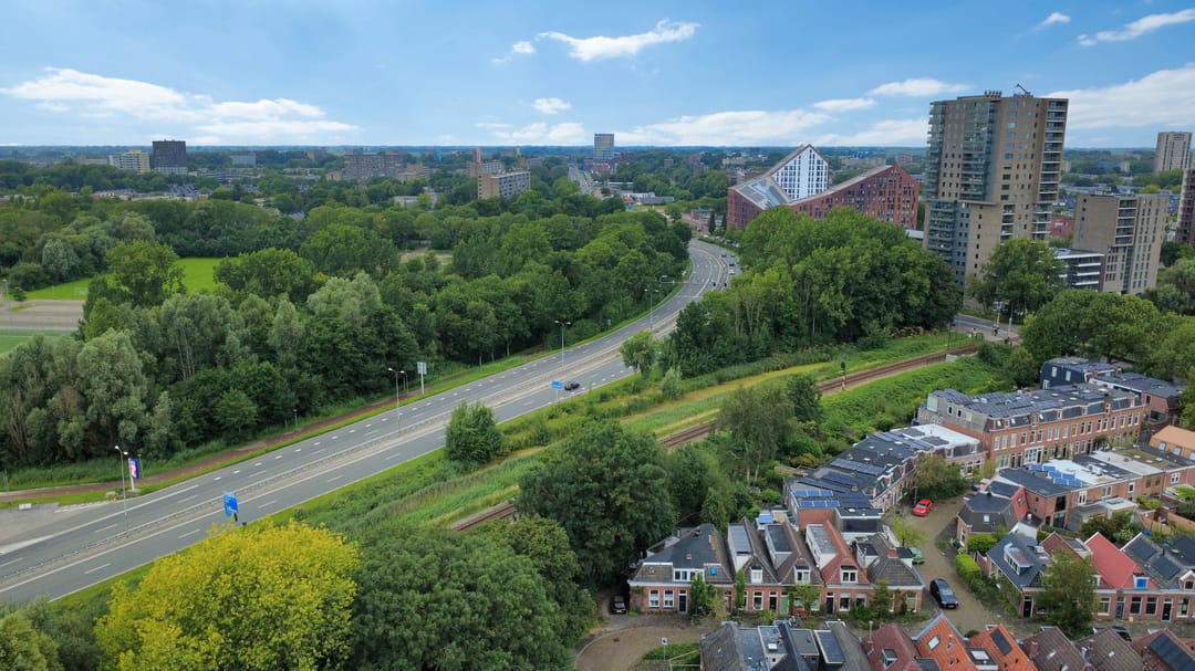 Foto 31 van Eerste Spoorstraat 39