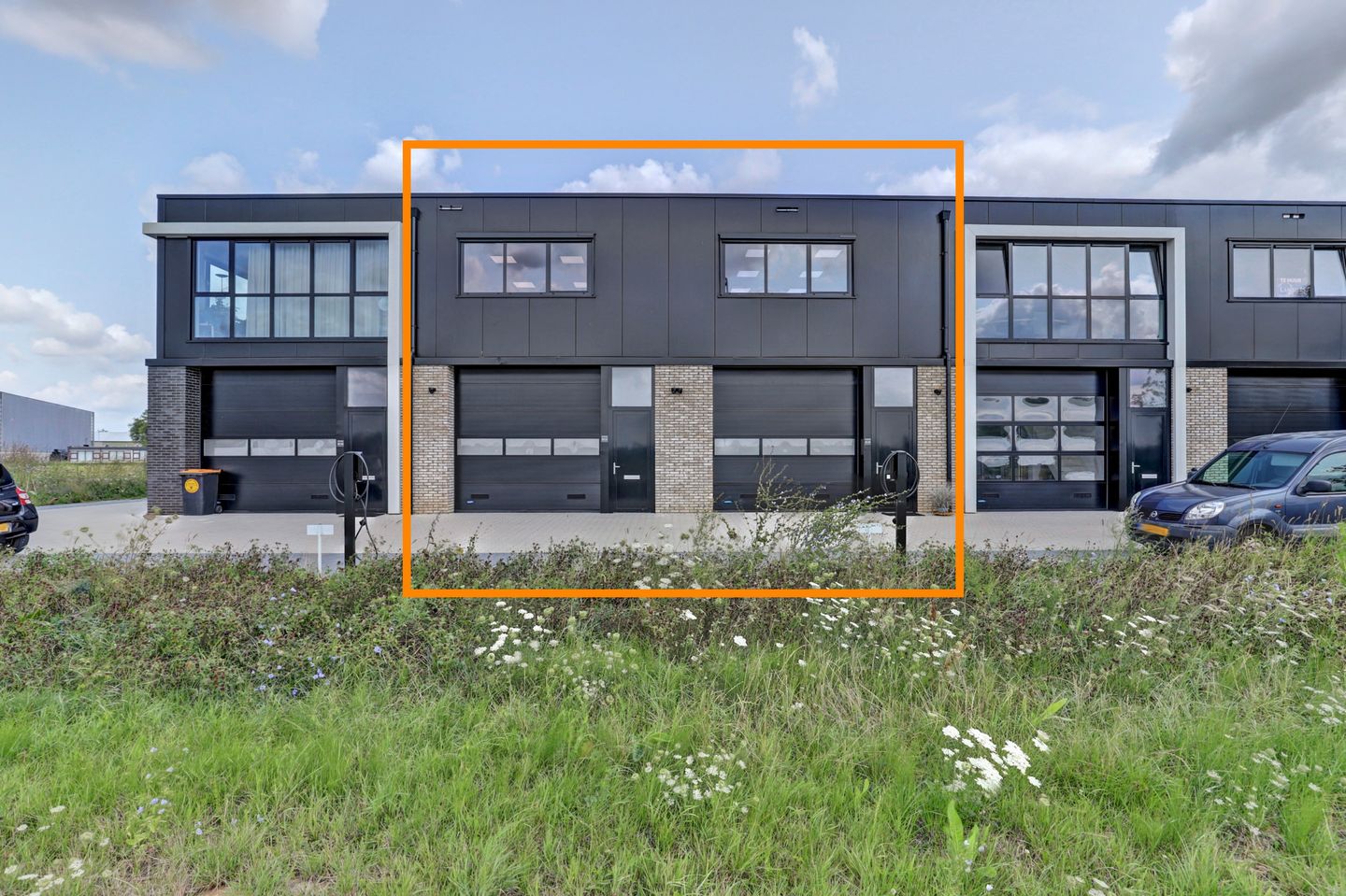 View photo 1 of Grensstraat 2-c20