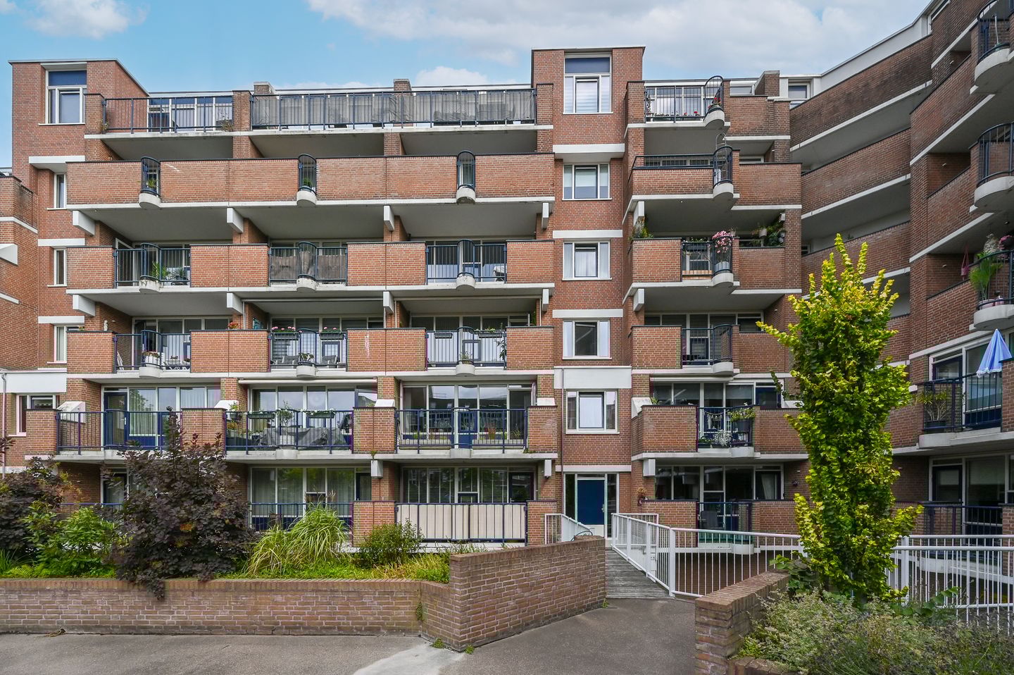 Foto 1 van Marshallplein 65