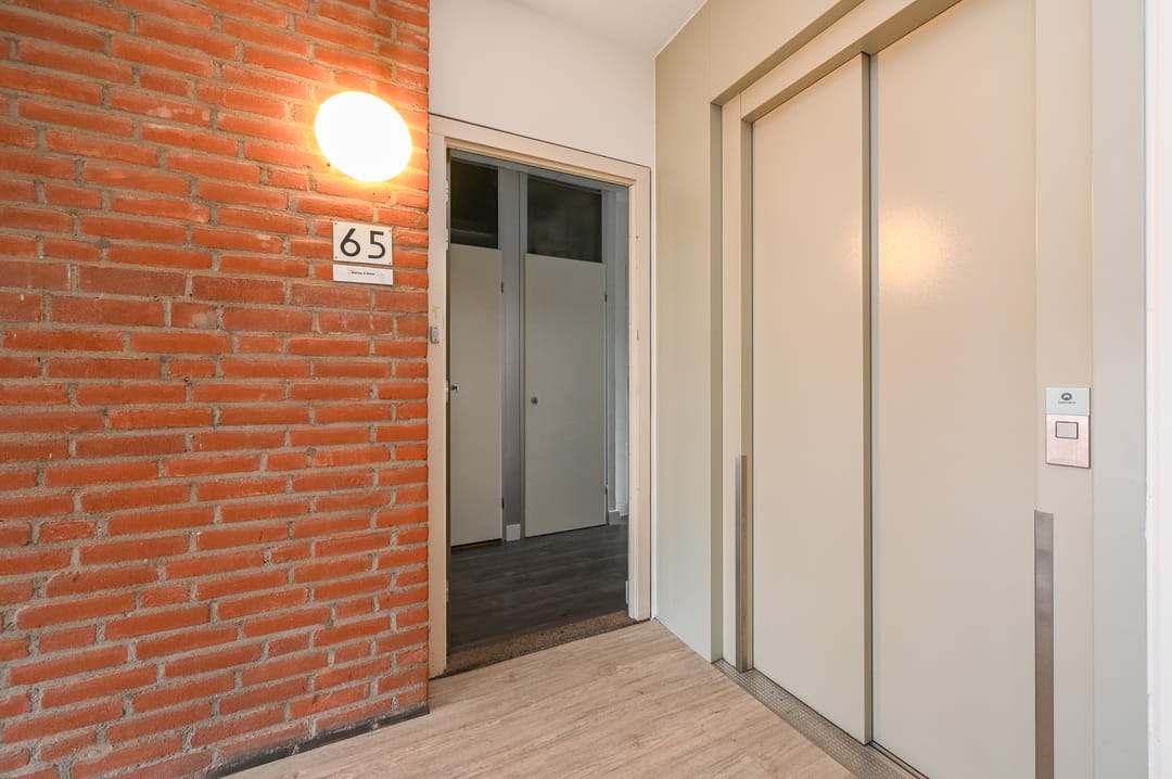 Foto 7 van Marshallplein 65