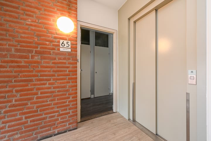 Foto 7 van Marshallplein 65