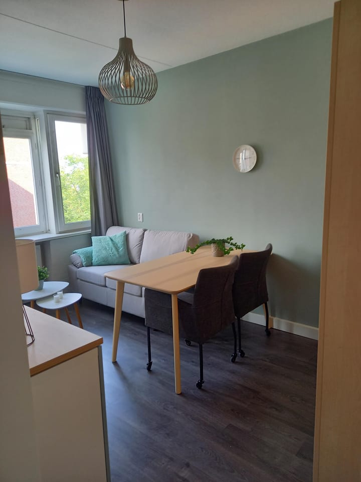 Foto 12 van Marshallplein 65