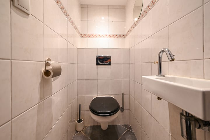 Foto 15 van Marshallplein 65