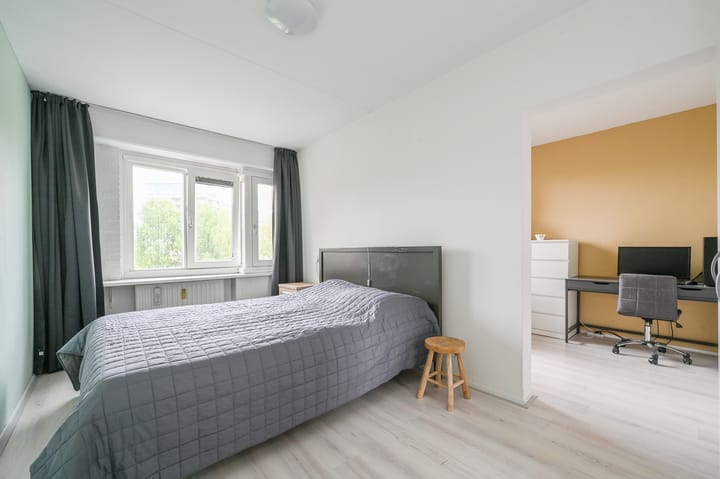 Foto 29 van Marshallplein 65