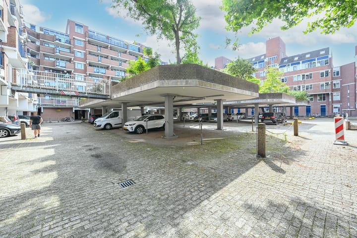 Foto 35 van Marshallplein 65