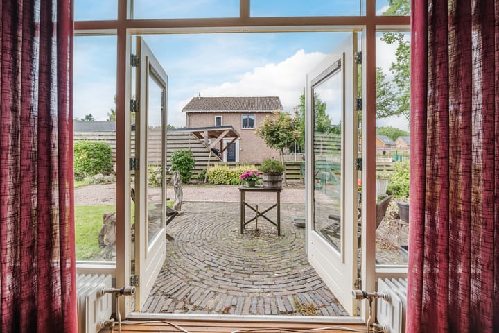 Foto 12 van Elzenlaan 8