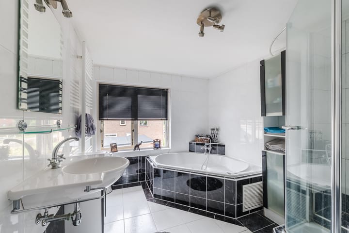 Foto 33 van Elzenlaan 8