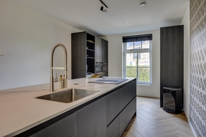 Photo 3 of Haarzichtlaan 41