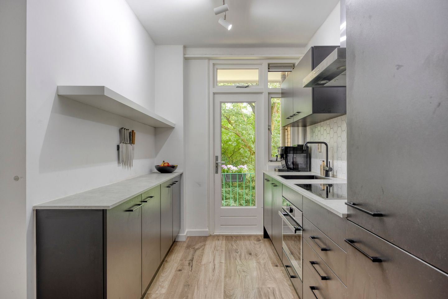 Foto 20 van Surinamelaan 119-B