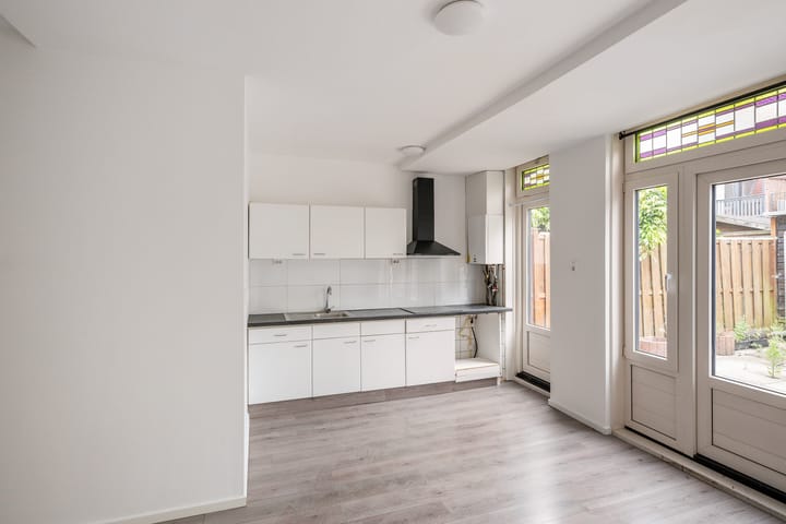 Foto 6 van Da Costastraat 33-B