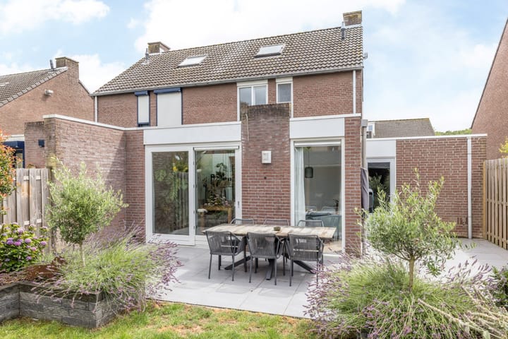 Foto 31 van Marsstraat 11