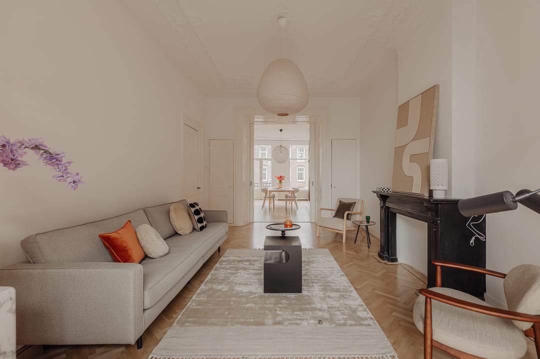 Photo 16 of Van Baerlestraat 142-2