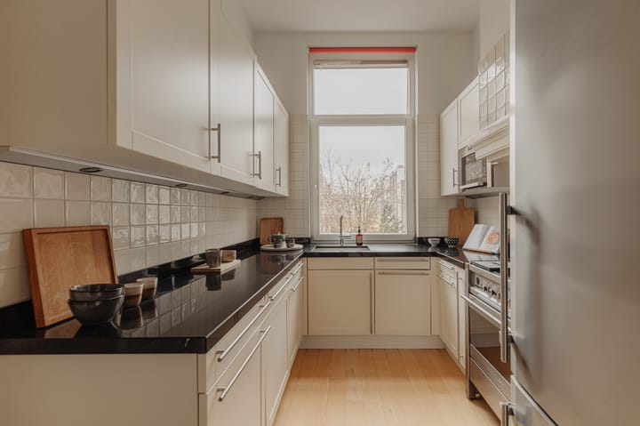 Foto 18 van Van Baerlestraat 142-2