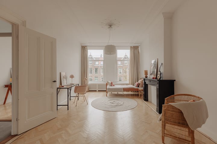 Foto 24 van Van Baerlestraat 142-2