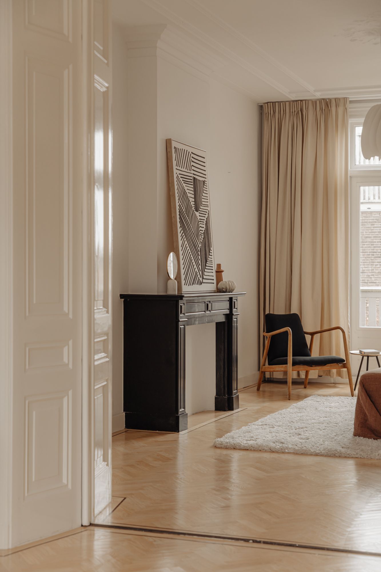 Photo 25 of Van Baerlestraat 142-2