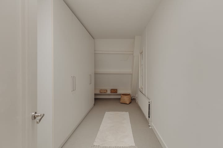 Foto 49 van Van Baerlestraat 142-2