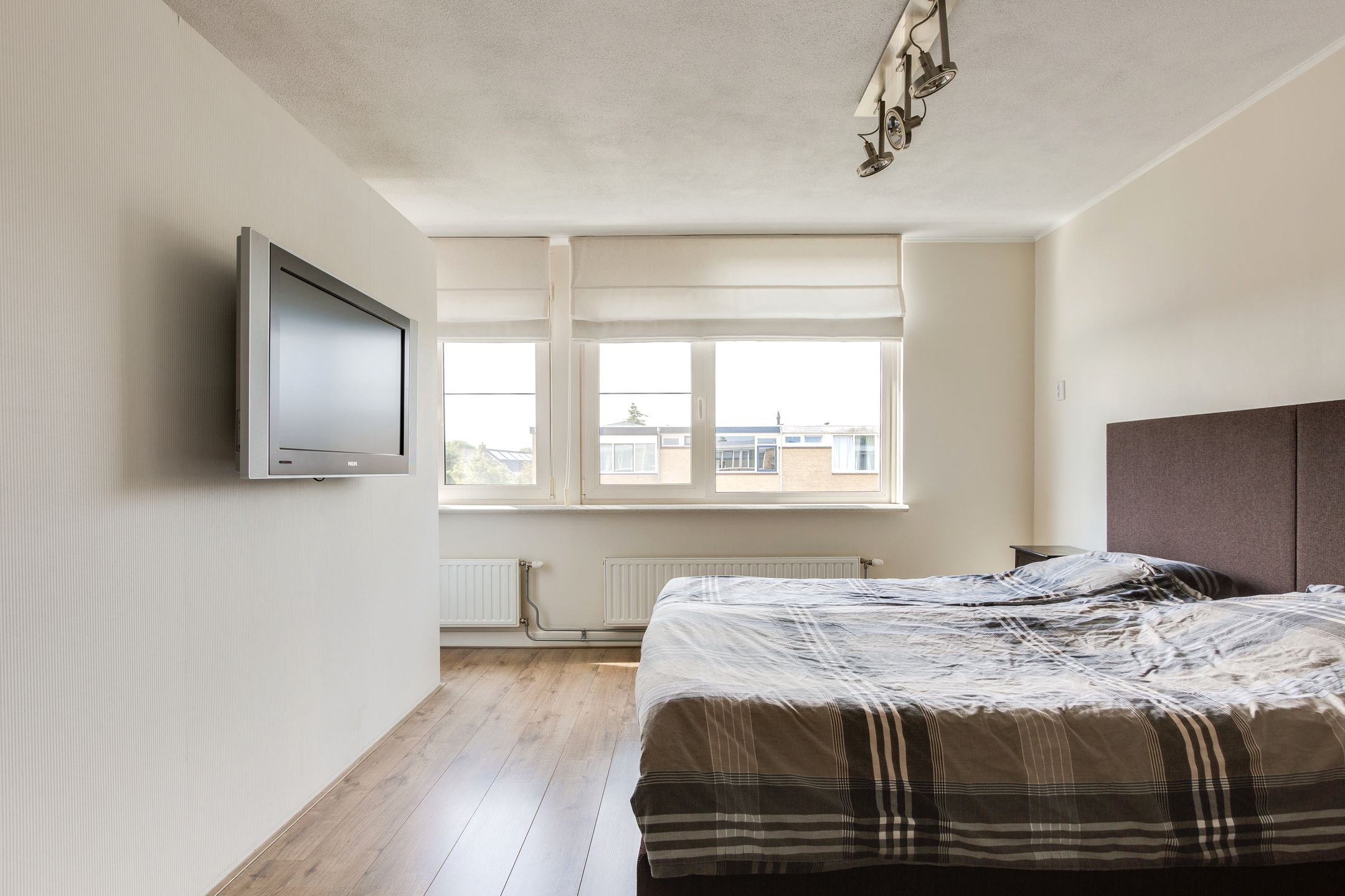 Foto 24 van Vermeerstraat 4