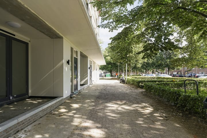 Photo 3 of Bernardusplein 33