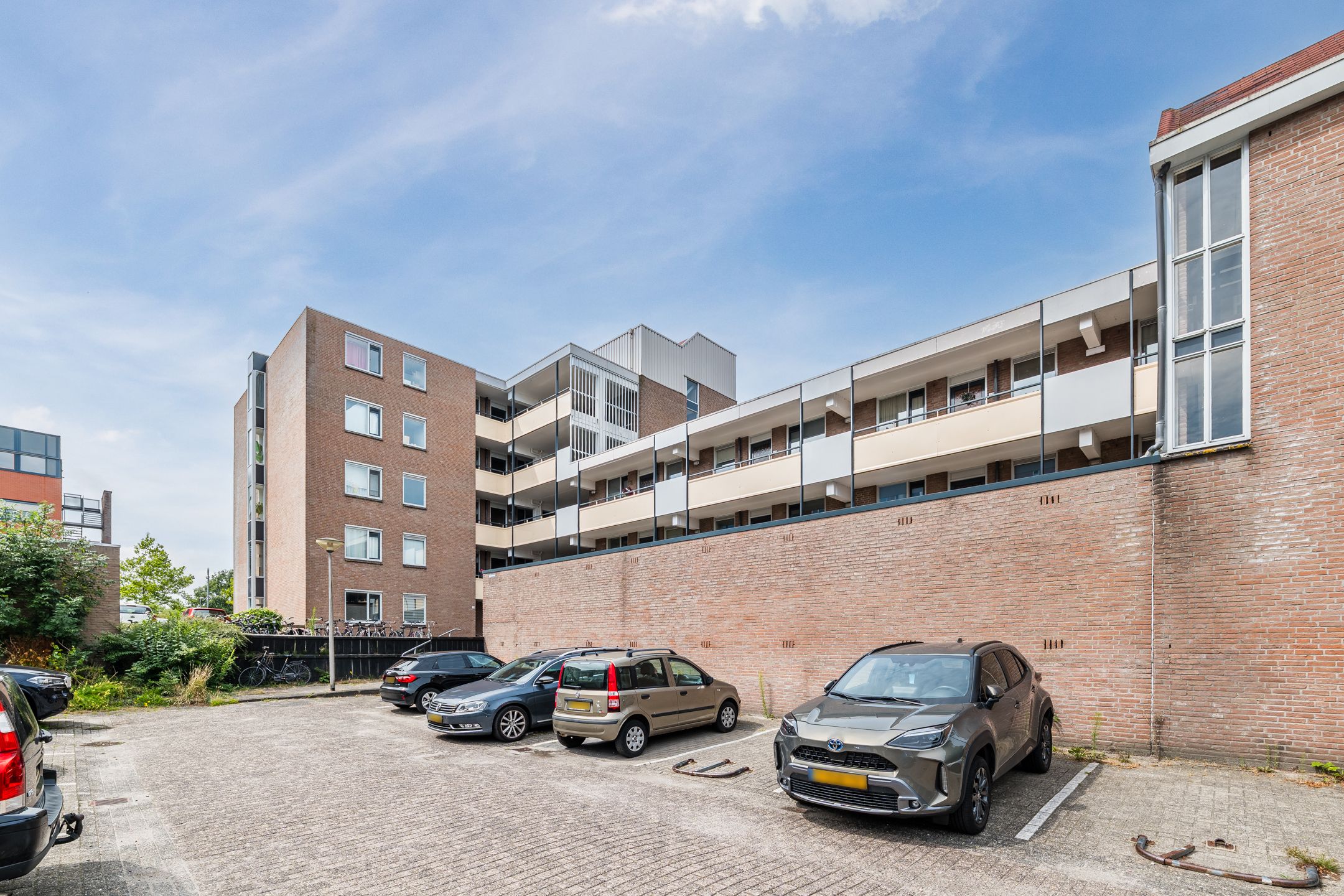 Photo 24 of Stationsstraat 319