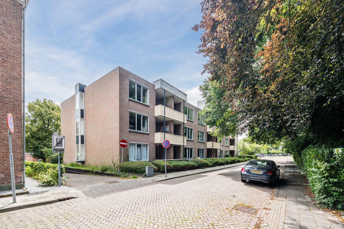 Photo 25 of Stationsstraat 319