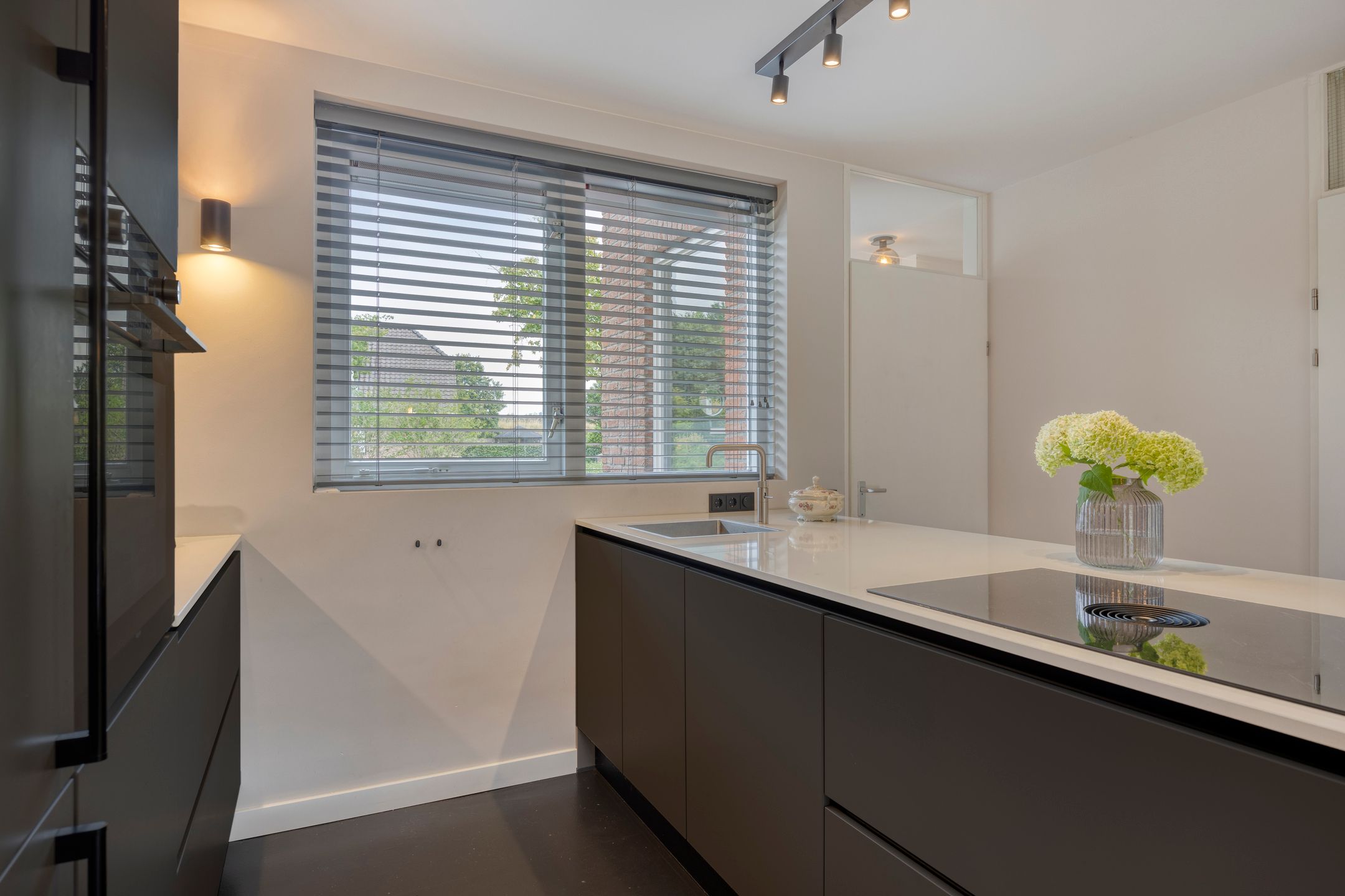 Foto 9 van Elzenweg 8