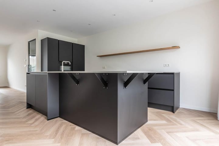 Photo 5 of Trompstraat 95