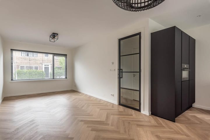 Foto 6 van Trompstraat 95