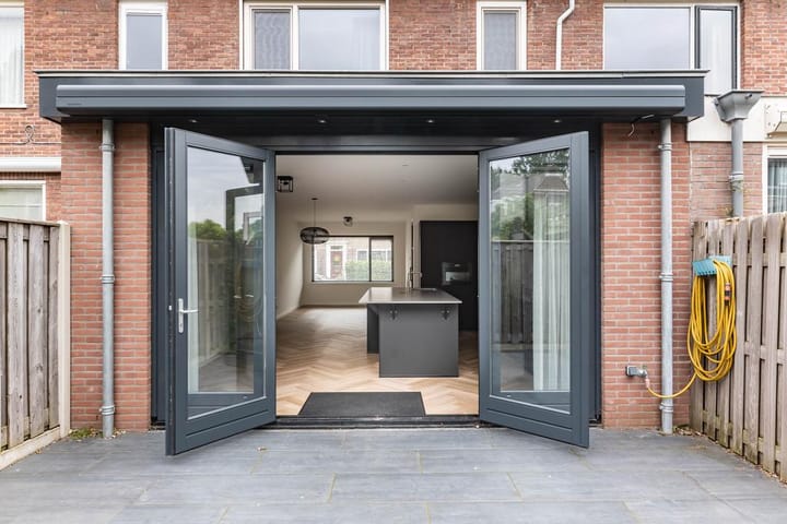 Foto 15 van Trompstraat 95