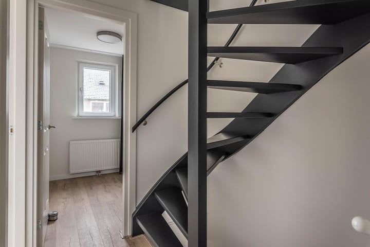 Foto 31 van Trompstraat 95