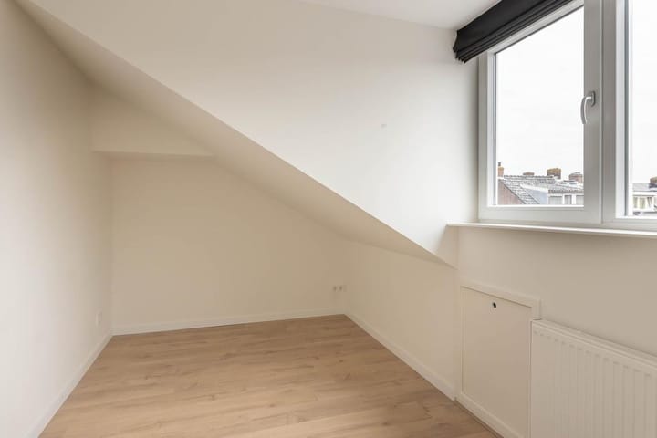 Foto 34 van Trompstraat 95