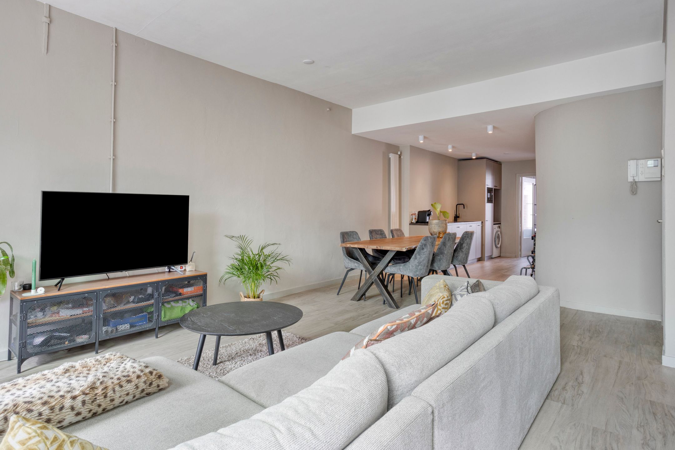 Foto 6 van Hinthamerstraat 214-A