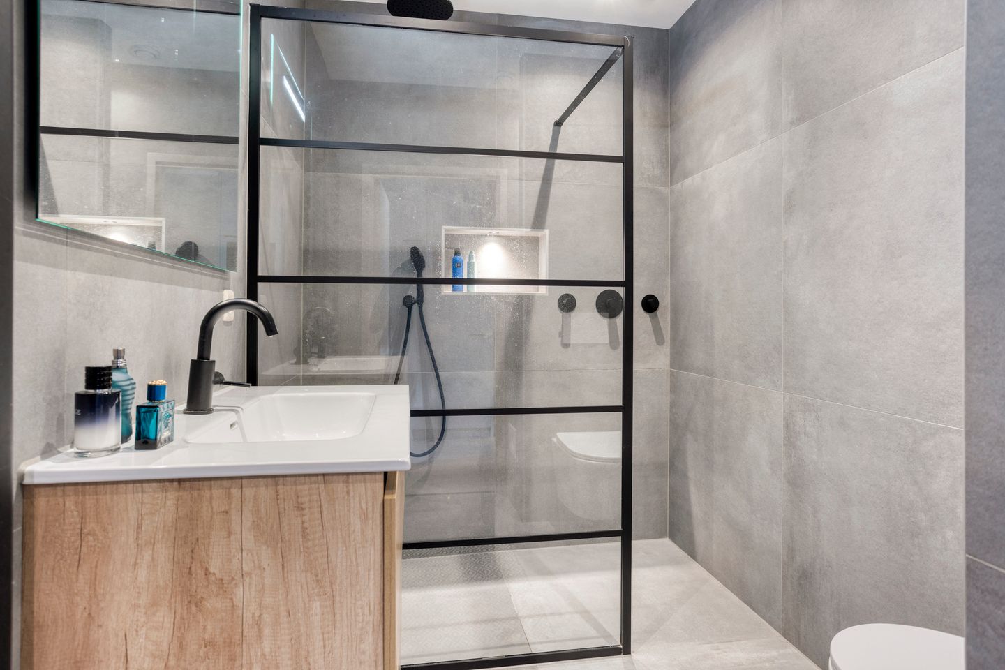 Foto 10 van Hinthamerstraat 214-A