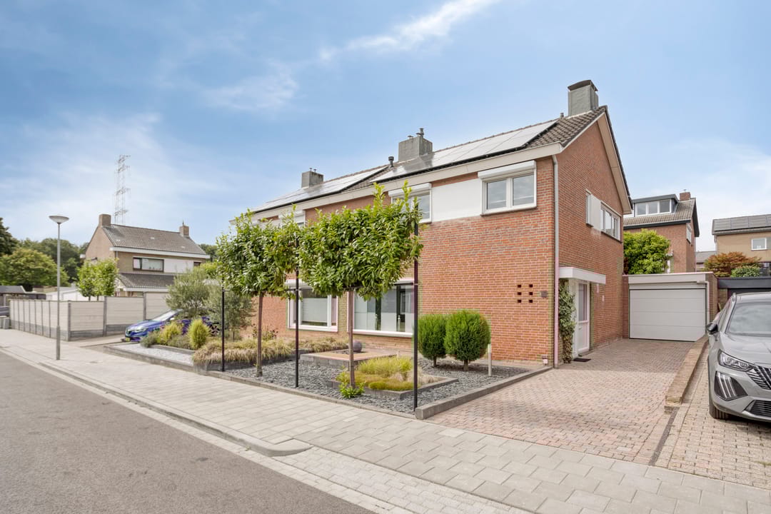 Photo 1 of Arthur van Schendelstraat 16