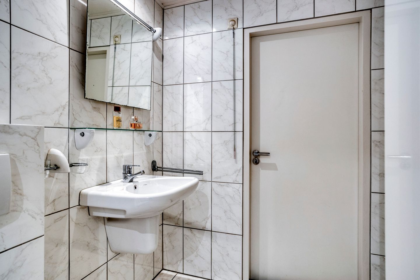 Photo 20 of Arthur van Schendelstraat 16