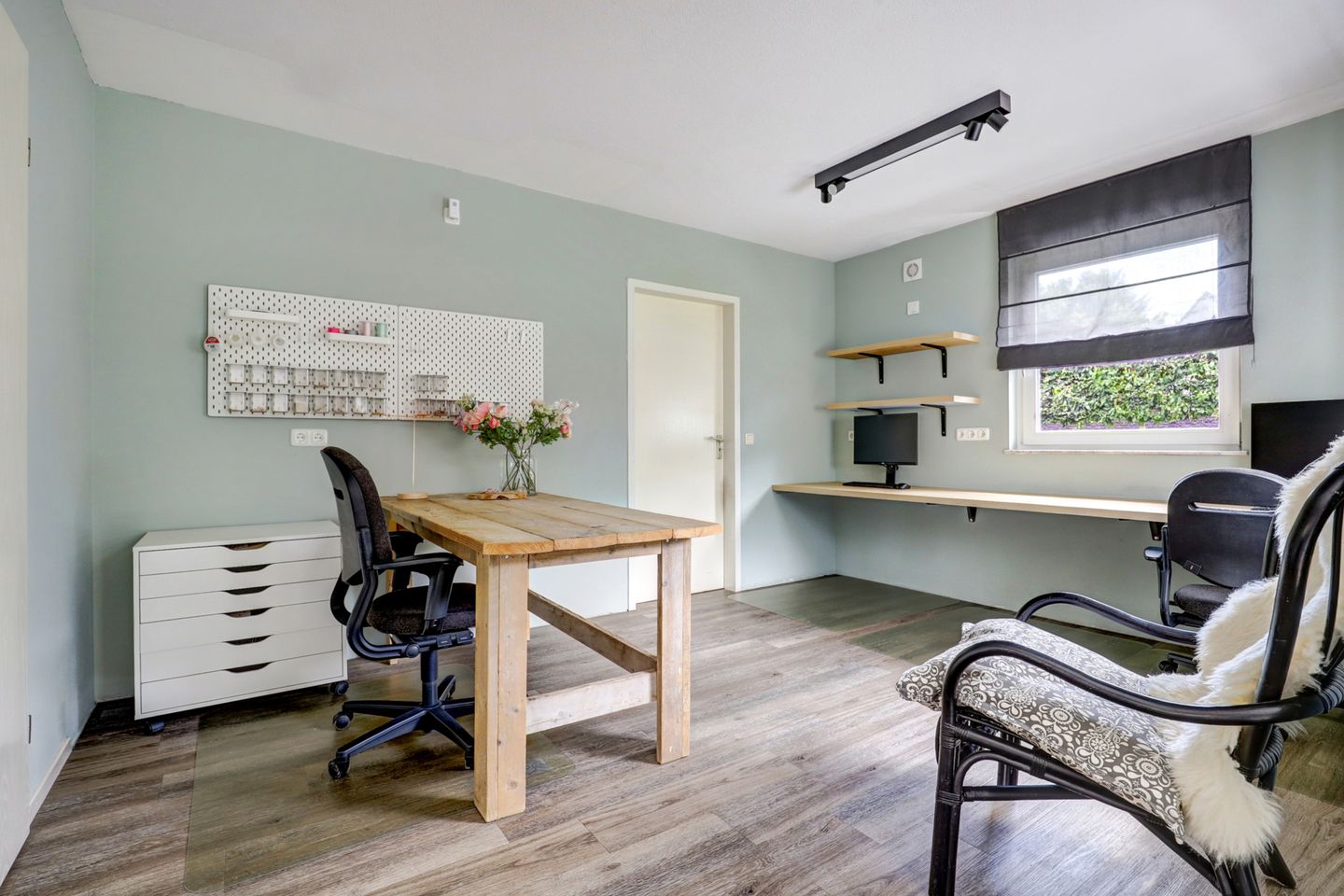 Photo 14 of Theod. Pubbenstraat 9