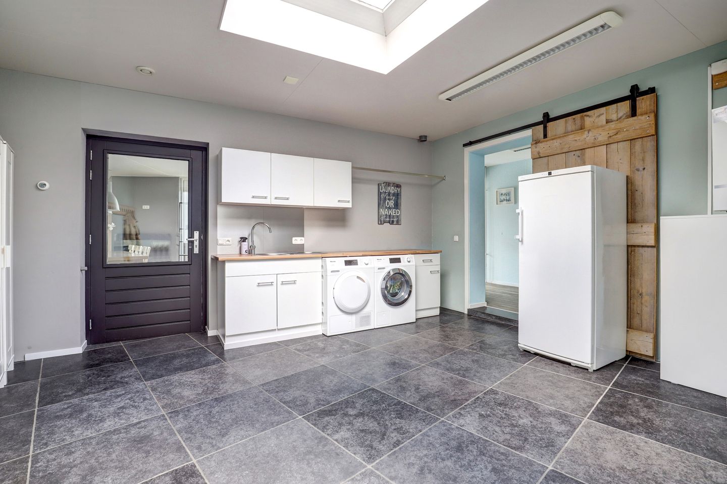 Photo 25 of Theod. Pubbenstraat 9
