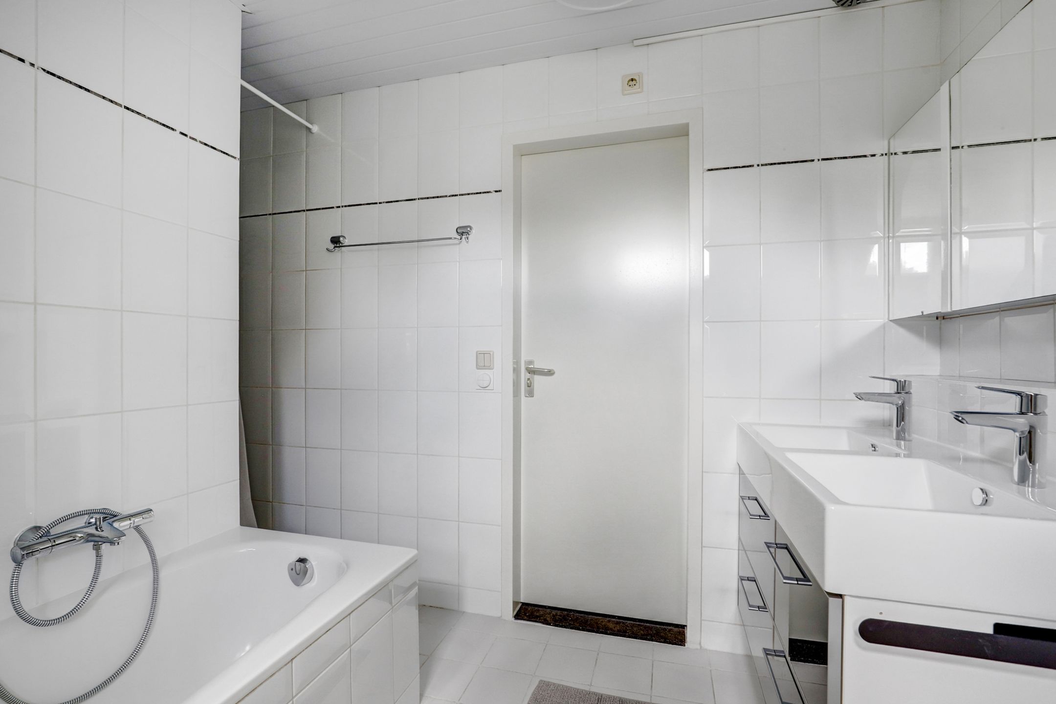 Photo 36 of Theod. Pubbenstraat 9